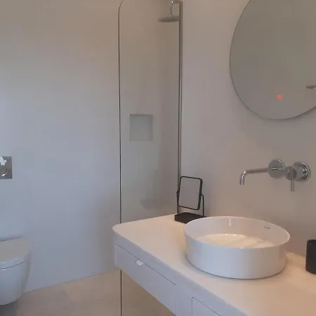Apartamento Theros 3 *