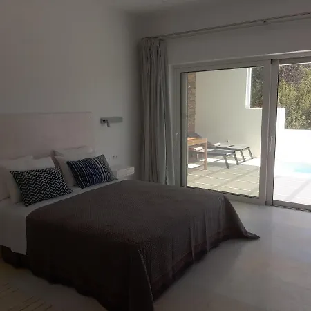 Apartamento Theros 3 *